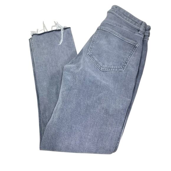 Women's Gap Vintage Slim Sky High Gray Jeans Sz 24 00 Frayed Hem 26" Inseam - Picture 7 of 7